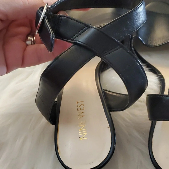 Nine West Black Lavonda Kitten Heels & Back Criss Cross Ankle Straps - Picture 7 of 9